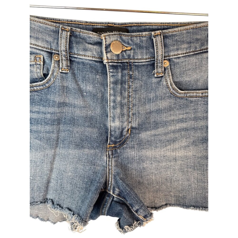 2/$30 Banana Republic Denim Shorts Size 27 Frayed Hem Stripe Detail - Picture 8 of 10